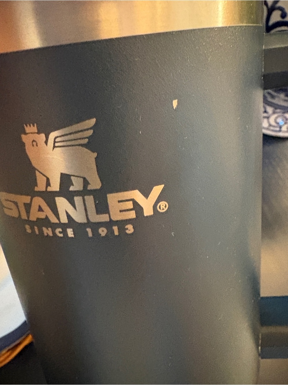 Stanley Navy Quencher Insulated Travel Tumbler with Handle and Straw - Picture 6 of 7